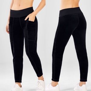 NWT Fabletics Maj Velour Pant black medium